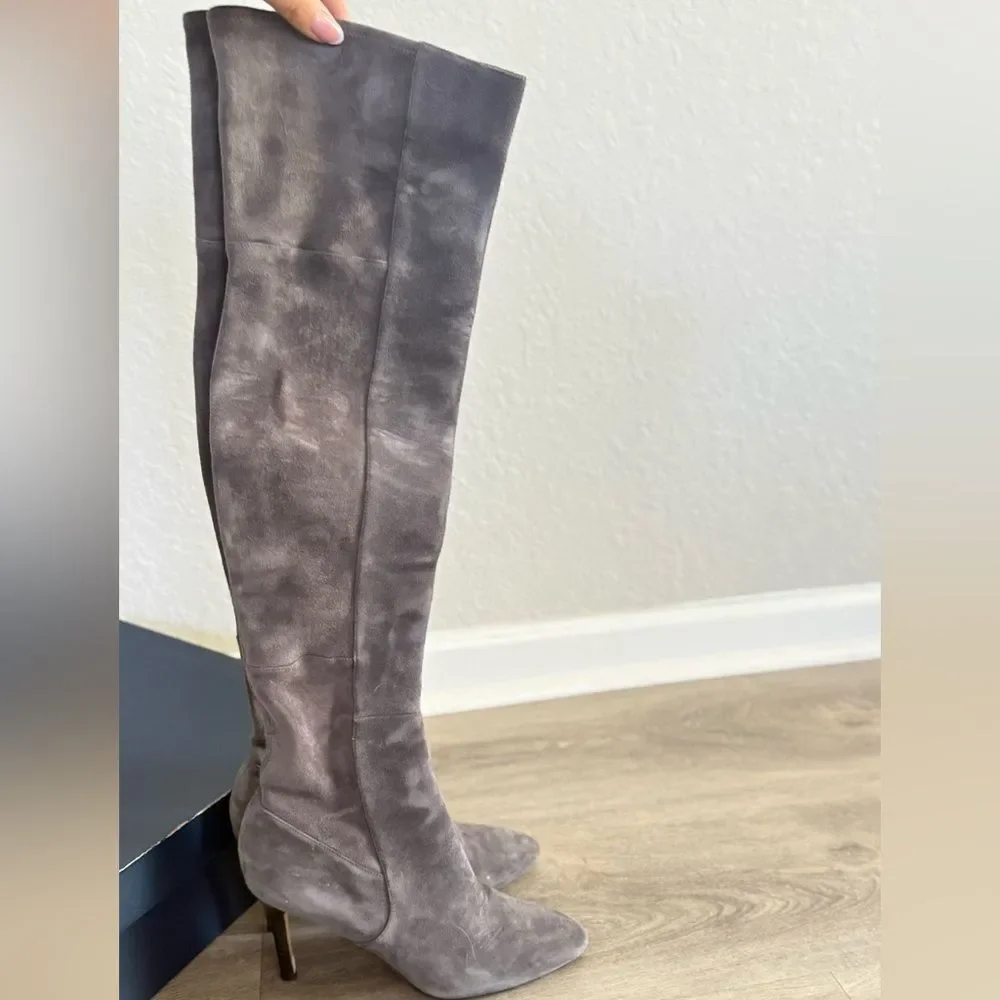 Cole Haan sculpted knee